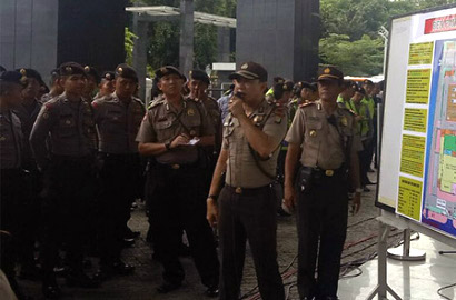 Minta Jessica Dihukum Mati, Polisi Usir Pendukung Mirna