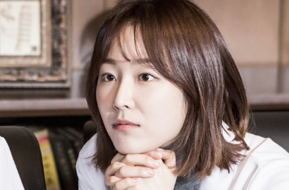 Tak Peduli Cipratan Darah, Seo Hyun Jin Panik Tangani Pasien di 'Romantic Doctor'