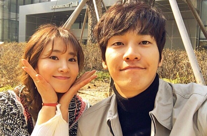 Manisnya Kim Young Kwang Topang Yuri yang Hampir Jatuh di 'Gogh, Starry Night'