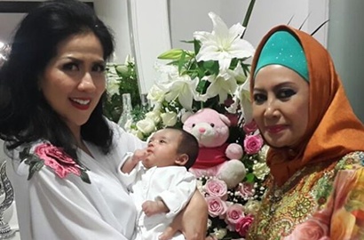 Sangat Berarti, Venna Melinda Anggap Putri Angkatnya Sebagai Malaikat