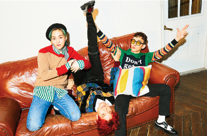 Tampil Penuh Warna, Xiumin Imut di Teaser Terbaru 'Hey Mama' EXO-CBX