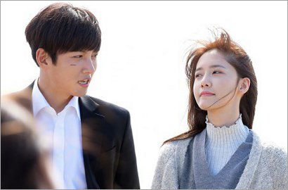 Bikin Histeris, Ji Chang Wook Kepergok Tatap Mesra Yoona di BTS 'K2'