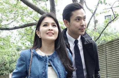 Tanggal Nikah Terungkap, Sandra Dewi Banjir Ucapan Selamat