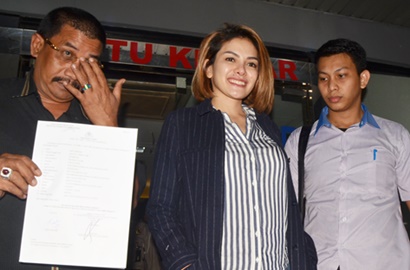 Resmi Lapor Polisi, Nikita Mirzani Beberkan Kronologi Pemukulan Asisten Jupe