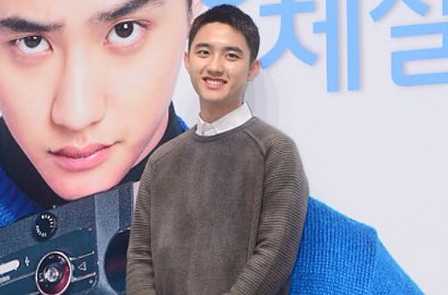 Bawa Kamera, Kecenya D.O. Jadi Sutradara di Jumpa Pers 'Positive Physique'