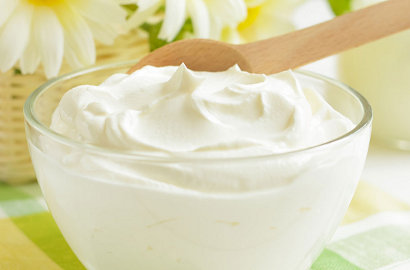Punya Kulit Kusam? Gunakan Yogurt dan Rasakan Segudang Manfaatnya