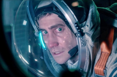 Menegangkan, Jake Gyllenhaal-Ryan Reynolds Melayang di Trailer 'Life'
