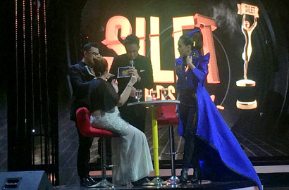 Duduk di 'Kursi Panas' Silet Awards 2016, Raffi Ahmad Ditanya Soal Ayu Ting Ting?