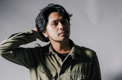 Heboh Beredar Foto Petra Sihombing Ciuman Bareng Pria