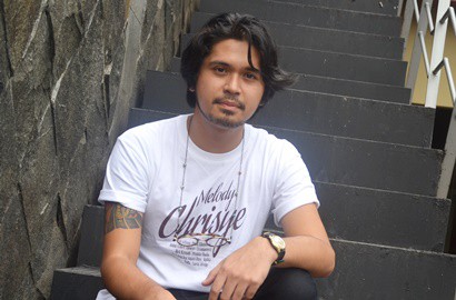 Heboh Cium Bibir Cowok dan Diejek Homo, Petra Sihombing Makin Mesra ke Pacar