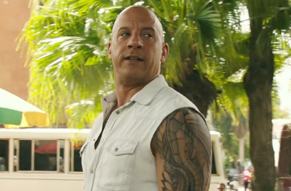 Intip Aksi Vin Diesel Naik Motor Lintasi Lautan di 'XXX: The Return of Xander Cage'