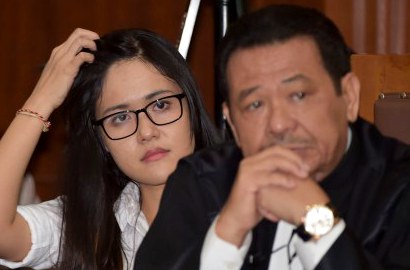 Hakim Dipolisikan, Pengacara Jessica Akui Tak Kenal Pelapor