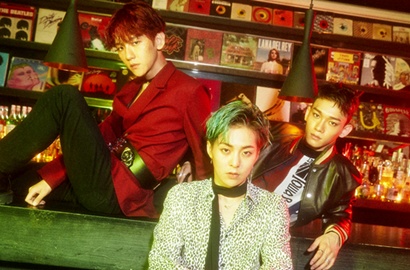 Ogah Fanwar, Aksi Fans SHINee-BTS Dukung EXO-CBX Bikin Terharu