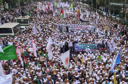Beredar Foto Pejabatnya dengan Pendemo, Kedubes Turki Beri Penjelasan