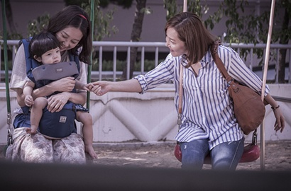 Kocak, Gong Hyo Jin-Uhm Ji Won Kompak Lakukan Ini di Balik Layar 'Missing'