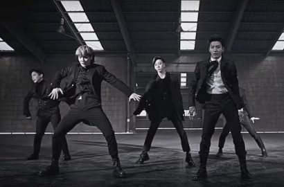 Bak Film Action, B.A.P Dramatis dan Bikin Melongo di MV 'Skydive'