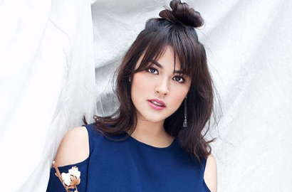 Raisa Ungkap Alasan Sering Pakai Busana Girly Saat Manggung