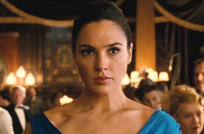 'Wonder Woman' Biseksual, Gal Gadot Ingin Punya Kisah Cinta dengan Halle Berry