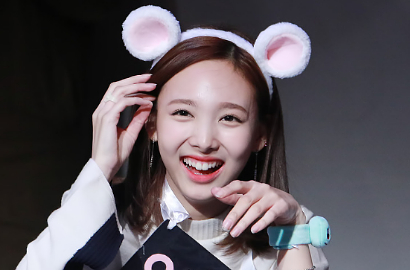 Dikritik Karena Sinis, Fans Sebut Nayeon Memang Punya Wajah Jutek