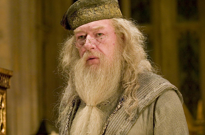 Makin Seru, Profesor Dumbledore Bakal Hadir di Sekuel 'Fantastic Beasts'