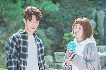 Seriusnya Nam Joo Hyuk-Lee Sung Kyung cs Baca Naskah di BTS 'Kim Bok Ju'