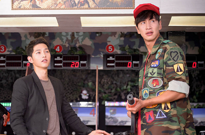 Teman Setia, Manisnya Song Joong Ki Ikut Jenguk Adik Lee Kwang Soo