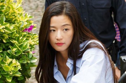 Sudah Ahjumma, Visual Jun Ji Hyun di 'Legend of the Blue Sea' Bikin Speachless