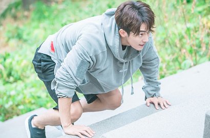 Nam Joo Hyuk Dipuji Super Ganteng di 'Weightlifting Fairy', Setuju?