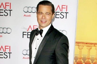 Ditemani Aktris Cantik Ini, Brad Pitt Muncul Perdana Usai Digugat Cerai Angelina Jolie