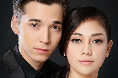Sapa Fans di Perjalanan ke Bali, Stefan Kecup Mesra Berulang Kali Celine di Mobil