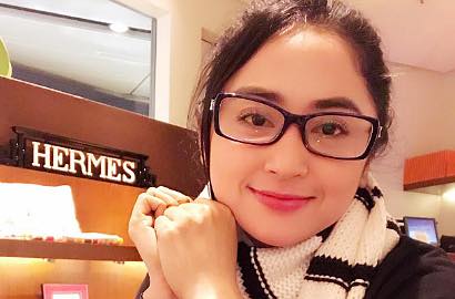 Usai Foto Syur Menyebar, Dewi Persik Tampil Menggoda Pakai Gaun Menerawang