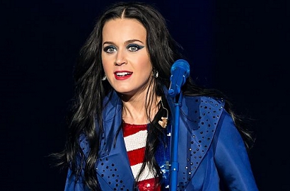 Katy Perry Batalkan Sepihak Konser di Tiongkok, Syok Donald Trump Menang Pilpres?