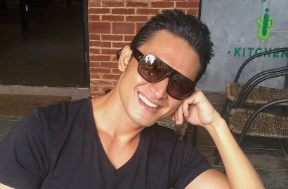 Indra Bruggman Foto Bareng, Fans: Ajak Ustad Maulana Nongol di 'Jinny Oh Jinny'