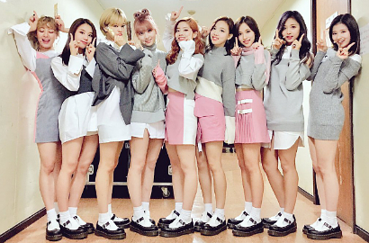 Lirik 'TT'-'Cheer Up' Twice Diubah Demi Protes Presiden Korsel, Netter: Jenius