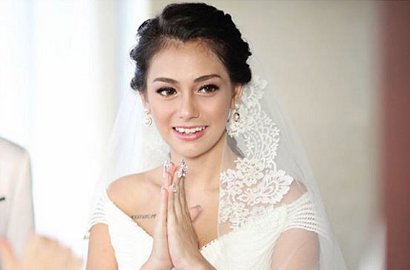 Digosipkan Hamil 3 Bulan, Celine Evangelista Ajak Haters Lakukan Ini | Kabar, Berita, Artikel ... Digosipkan Hamil 3 Bulan, Celine Evangelista Ajak Haters Lakukan Ini | Kabar, Berita, Artikel ...