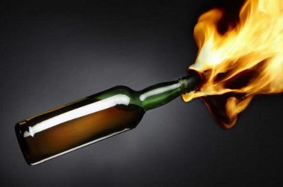 Vihara di Singkawang Dilempari Benda Diduga Bom Molotov, Polisi Lakukan Penyelidikan