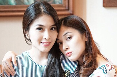 Tak Kalah Cantik di Pernikahan, Adik Sandra Dewi Bikin Fans Terharu