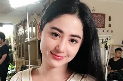 Pamer Foto Usai Selesai Syuting 'Bukan Siti Nurbaya', Dewi Persik 'Ditodong' Fans