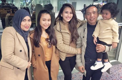 Adik Ayu Ting Ting Kepergok 'Curi' Foto Demi Bisnis, Netter: Bukannya Minta Maaf Malah Ngamuk