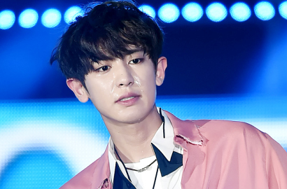 Banner Ulang Tahun Chanyeol EXO Sobek di Bagian Leher, Ulah Haters?