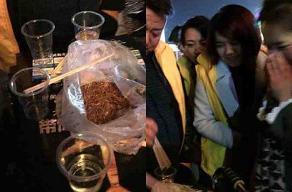 Kejam, Perusahaan Ini Tega Paksa Karyawan Makan Cacing Hidup