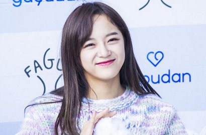 Serba Putih, Kim Sejeong IOI Sendu di Teaser 'Flower Road'