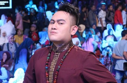 Muzdalifah Taaruf dengan Ustaz Muda, Nassar Baper Pamer Foto Cincin Berlian