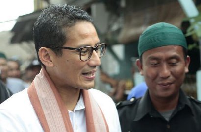 Sandiaga Uno Bakal Bangun Stadion Mirip Old Trafford di Indonesia
