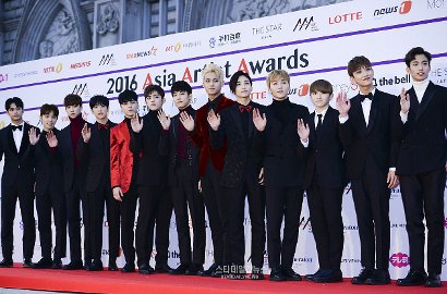 Kelewat Ganteng, Foto Candid Seventeen di AAA 2016 Ini Sukses Bikin Netter Gila