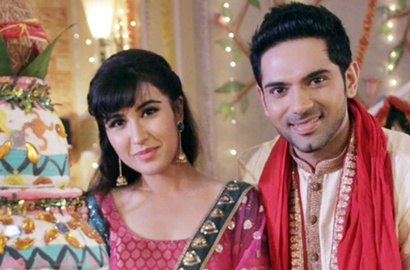 Main Lagi di 'Thapki', Ankit Bathla 'Dhruv' Makin Mesra dengan Sheena Bajaj 'Aditi'