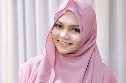 Makin Laris Usai Berhijab, Rina Nose Digaet Bintangi Acara Baru 'Comedy Traveller'