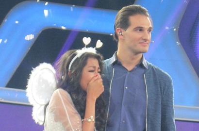Jagoan Vicky Prasetyo Nangis Dipilih Bule di 'Take Me Out', Netter: Settingan Buanget