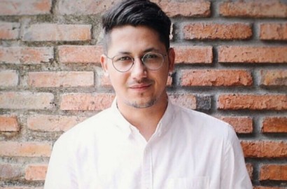 'Hempaskan' Raisa, Keenan Pearce Makin Mesra Bareng Pacar Baru