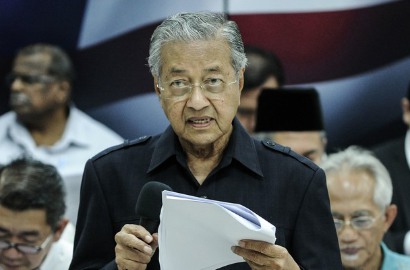 Ini Alasan Mahathir Mohamad Dukung Demo Gulingkan PM Najib Razak